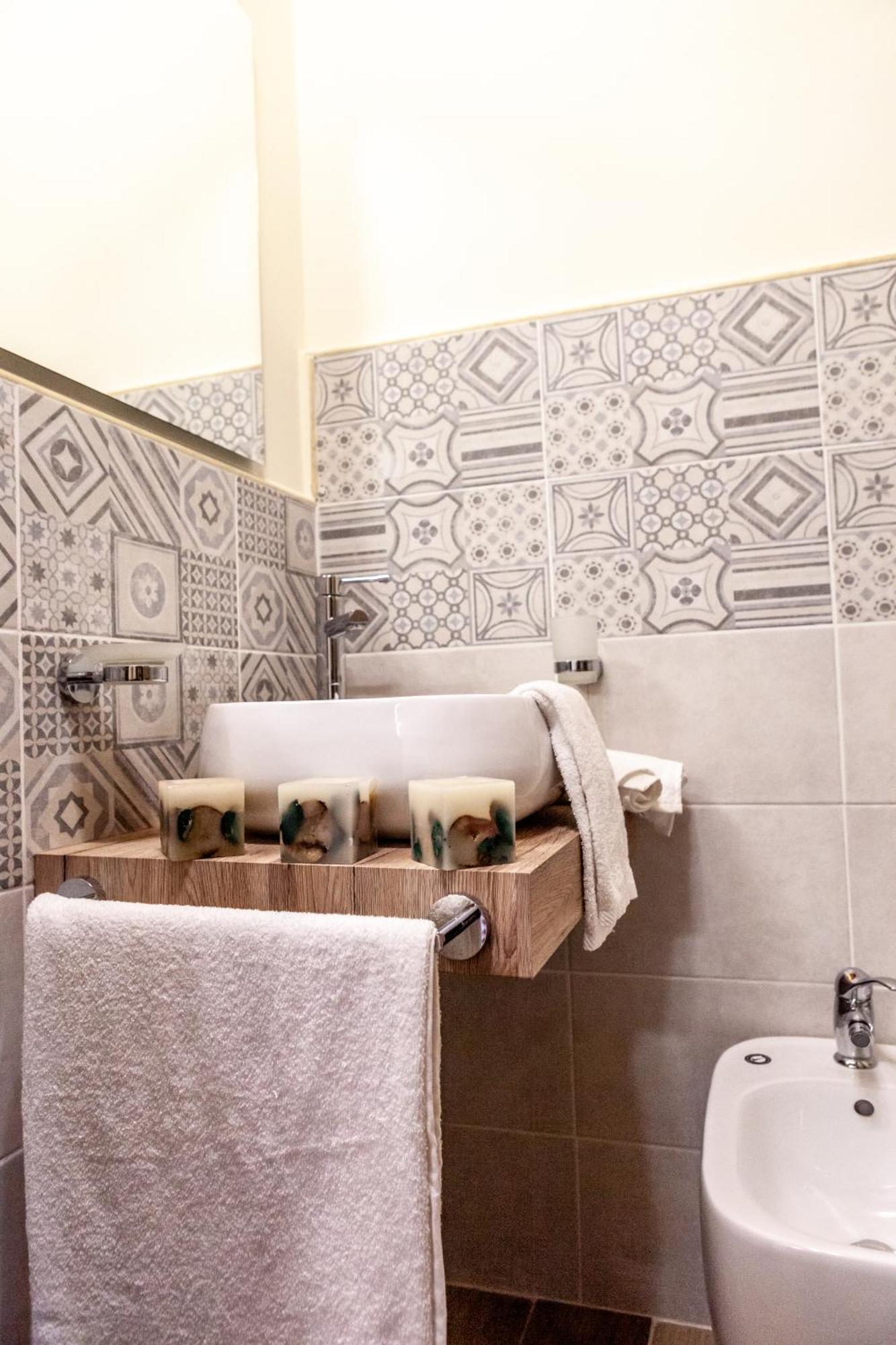 B&B Piazza Noua 1831 ソラ エクステリア 写真