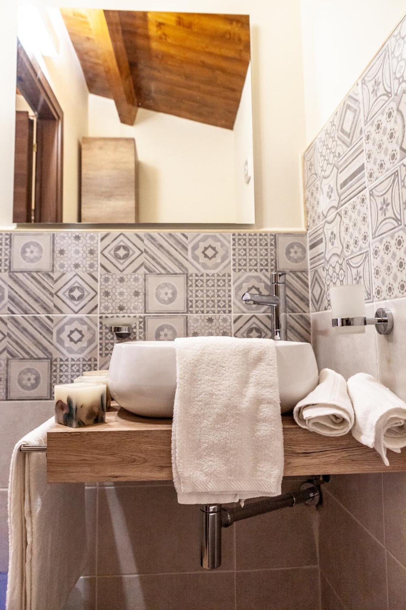 B&B Piazza Noua 1831 ソラ エクステリア 写真