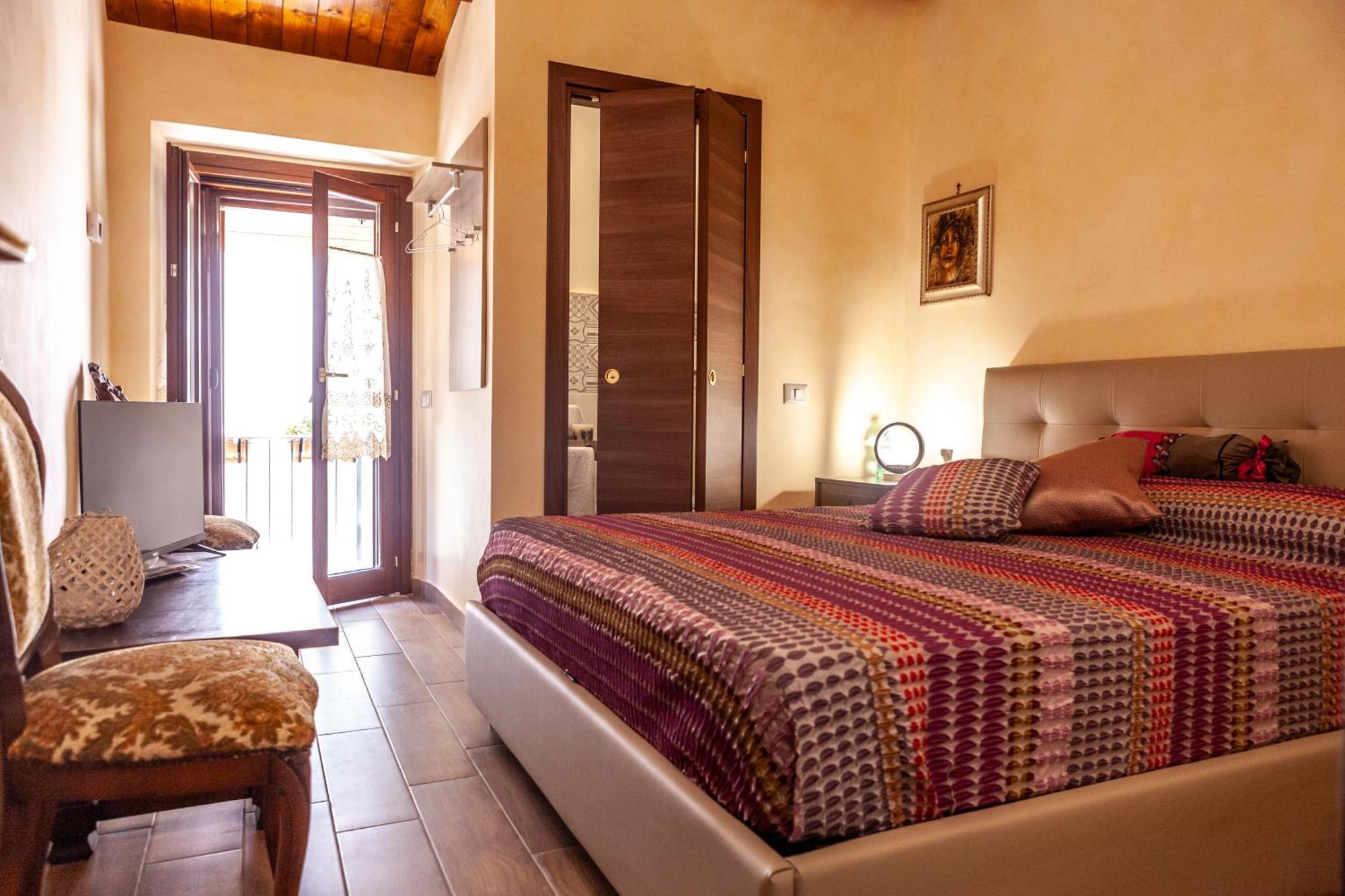 B&B Piazza Noua 1831 ソラ エクステリア 写真